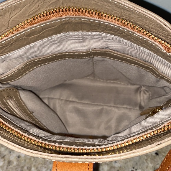 Valentina Genuine Leather Taupe Croc Embossed Crossbody Purse-Made in Italy - Picture 14 of 15